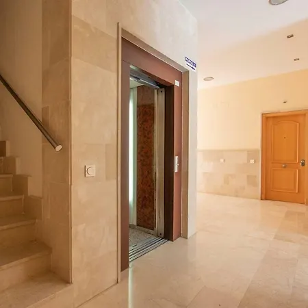 Apt Vacacional Cerca De La Playa Torrecilla En Daire Nerja